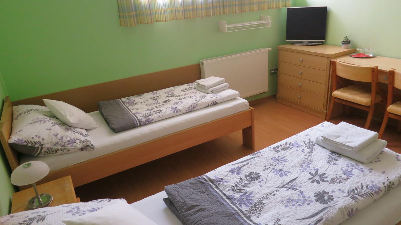 Penzion U Splavu Břeclav 外观 照片