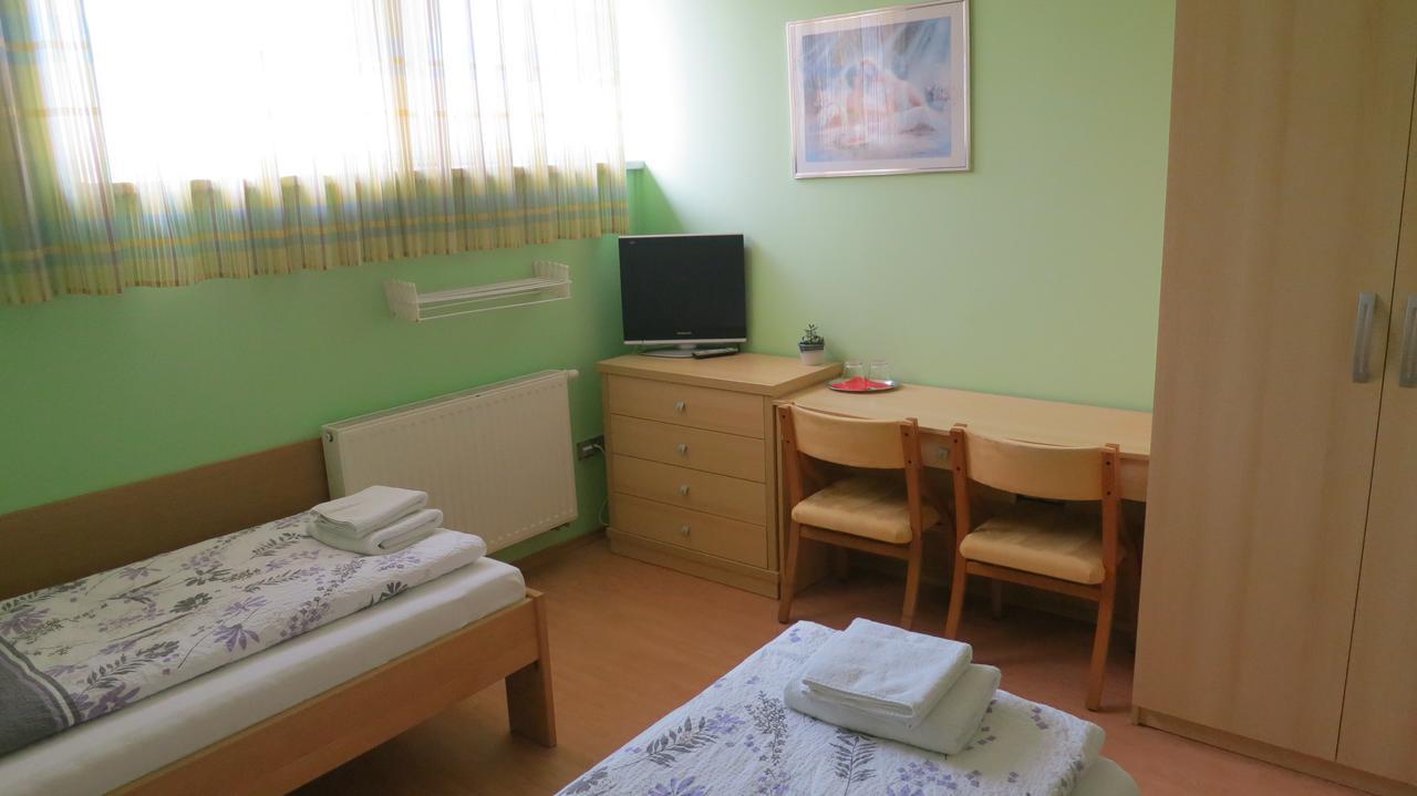 Penzion U Splavu Břeclav 外观 照片